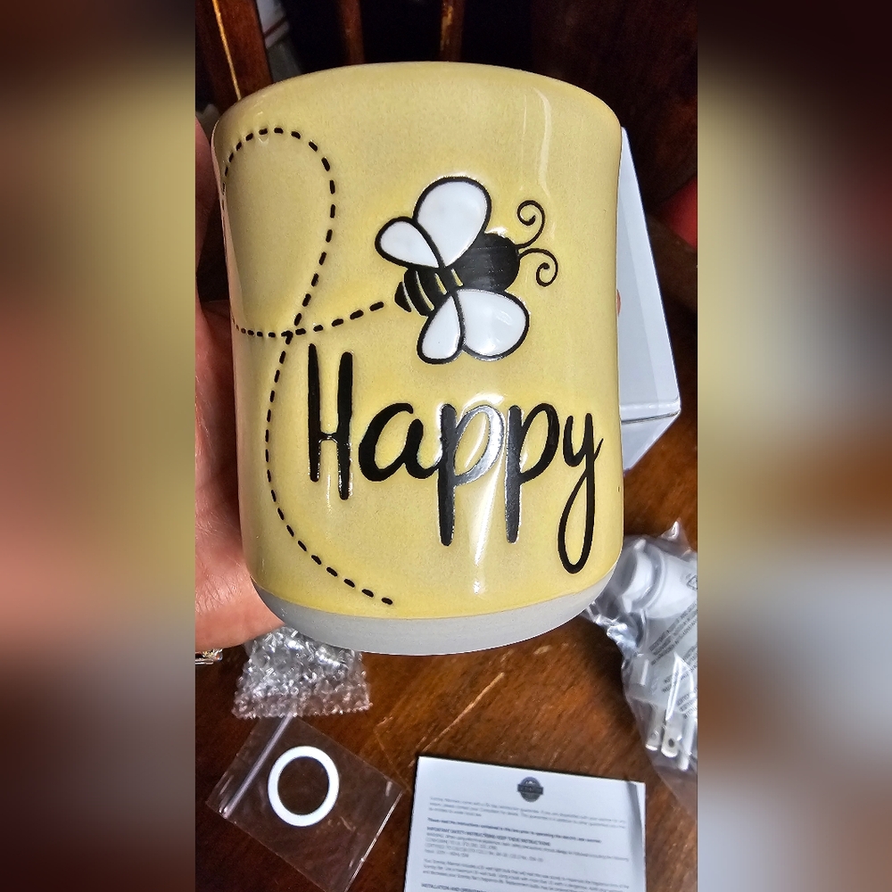 Scentsy Mini Warmer Bee Happy New in Box - Picture 3 of 12